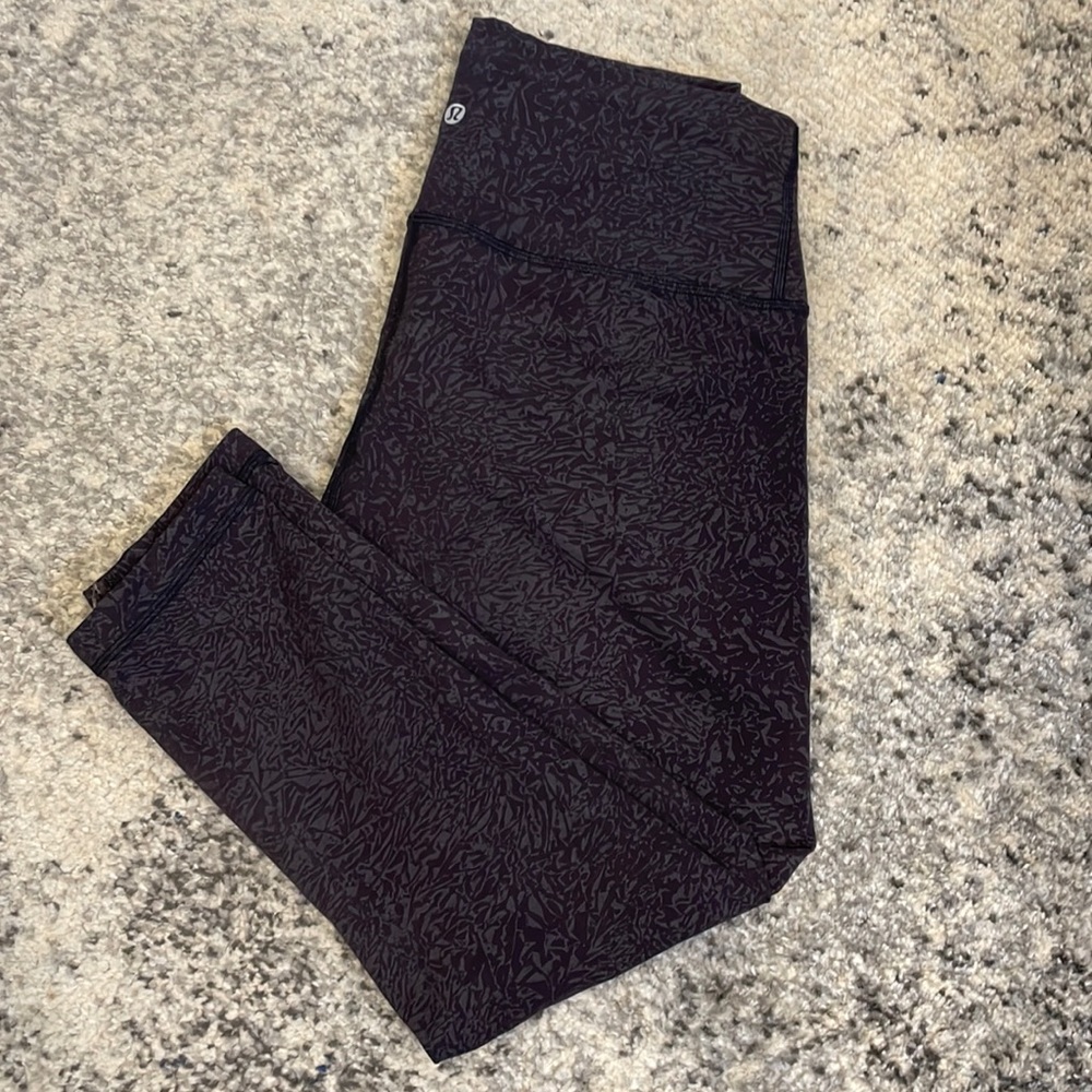 Lululemon crop leggings